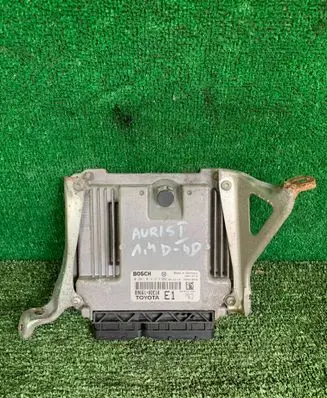 Toyota Auris 150 Engine control unit/module 0281013413 8966102E10 1039S16056