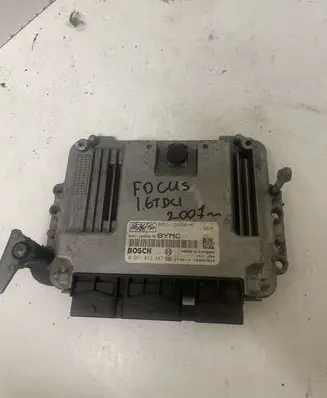 Ford Focus Engine control unit/module 8M5112A650MC