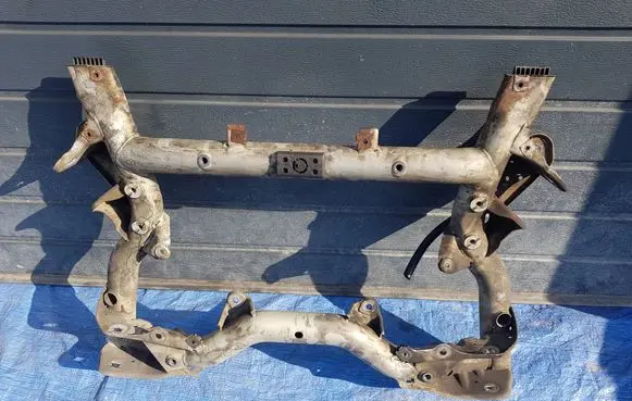 Mercedes-Benz CLS C218 X218 Front subframe 21218WOZEKD