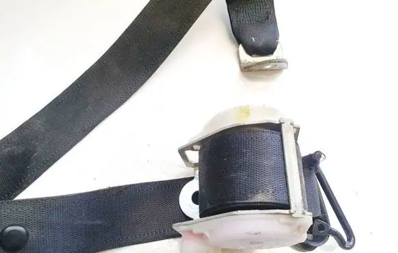 Opel Zafira A Middle seatbelt (rear) 13120731 26030331
