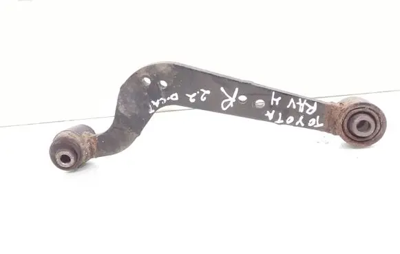 Toyota RAV 4 (XA40) Rear control arm