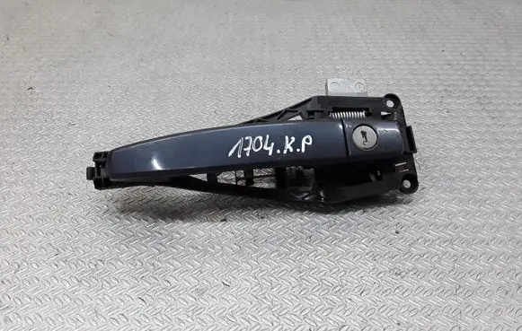 Opel Zafira B Front door exterior handle