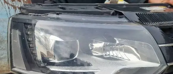 Volkswagen Multivan T5 Headlight/headlamp 