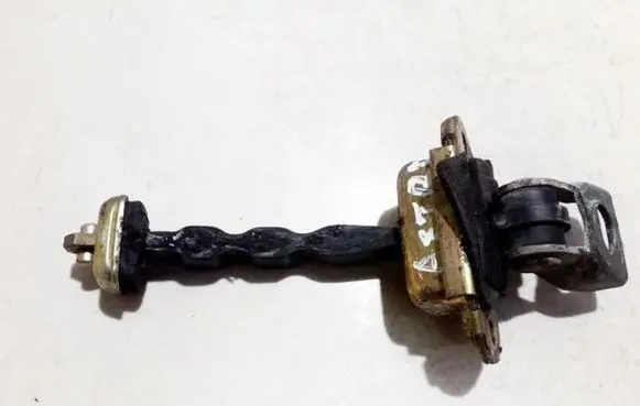 Opel Astra F Rear door check strap stopper