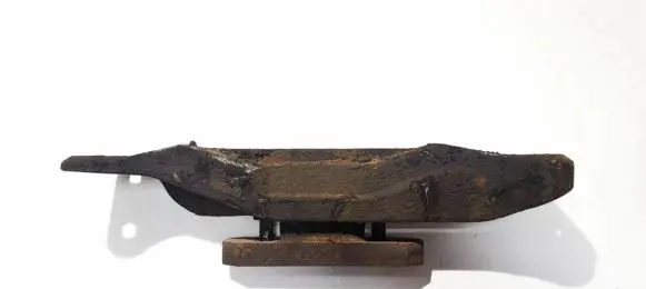 BMW 5 E39 Engine mount bracket 1093668 1094104