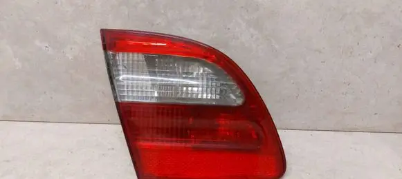 Mercedes-Benz E W211 Tailgate rear/tail lights A2118201364