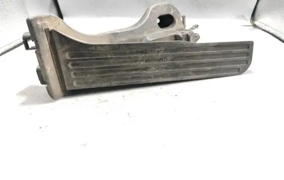 Skoda Octavia Mk2 (1Z) Accelerator throttle pedal 1K1721503P