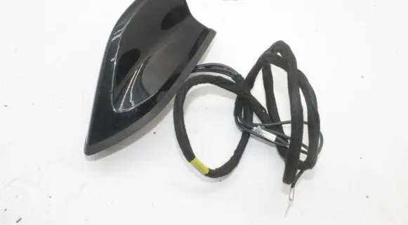 Renault Captur II Aerial GPS antenna 282062837R
