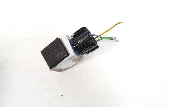 Peugeot 405 Other relay 02514