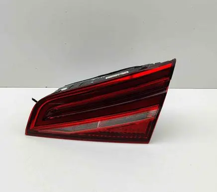 Audi RS3 Tailgate rear/tail lights 2SV01283702 8V4945094C