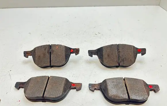 Ford Transit - Tourneo Connect Brake pads (front) 90R02A01486