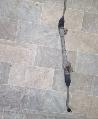 Toyota Yaris Steering rack F800000672