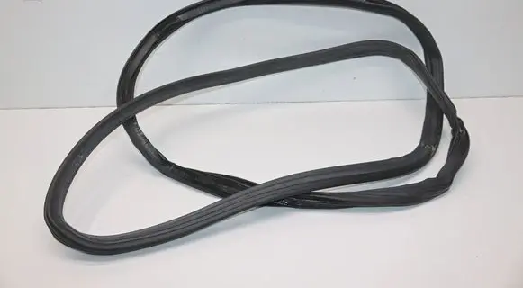 Mercedes-Benz G W463 2nd Gen Trunk rubber seal (body) A4637410700