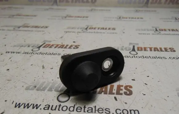 Toyota Avensis T250 Front door sensor 