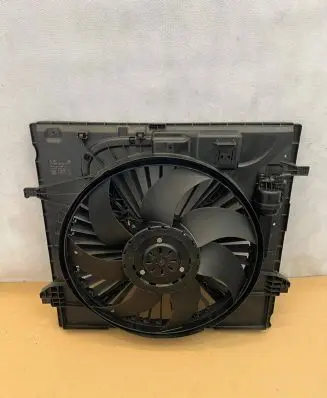 Mercedes-Benz ML AMG W166 Electric radiator cooling fan A0999060900 1214401666
