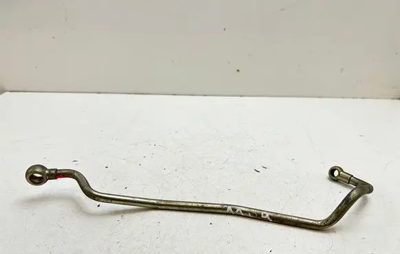 Volvo XC70 Fuel line pipe 