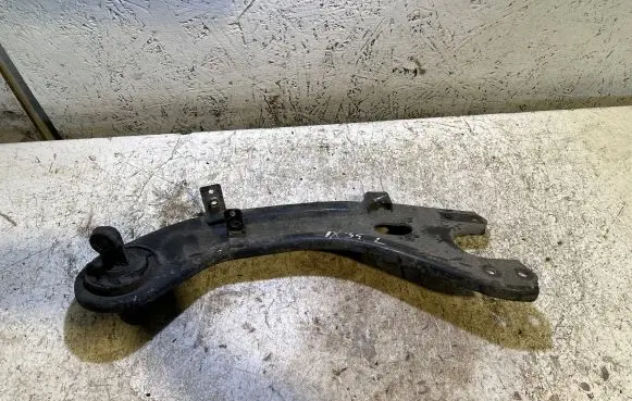Hyundai ix35 Rear control arm