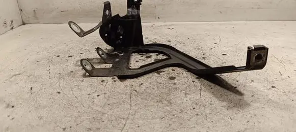 BMW 5 F10 F11 Headlight/headlamp mounting bracket