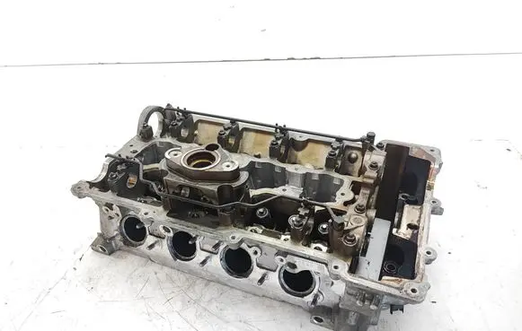 BMW 3 E90 E91 Engine head 7559168