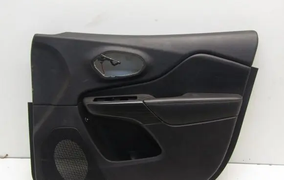 Jeep Cherokee Front door card panel trim 68141925AA