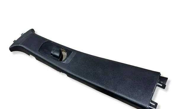 Dodge Durango III (B) pillar trim (top) 101976050BLR 5VY05DX9AC