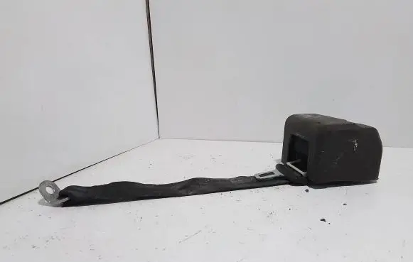 Audi A3 S3 8P Rear seatbelt 8P3857805B
