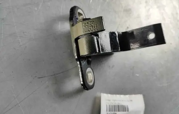 Volvo XC90 Rear door lower hinge 31424596