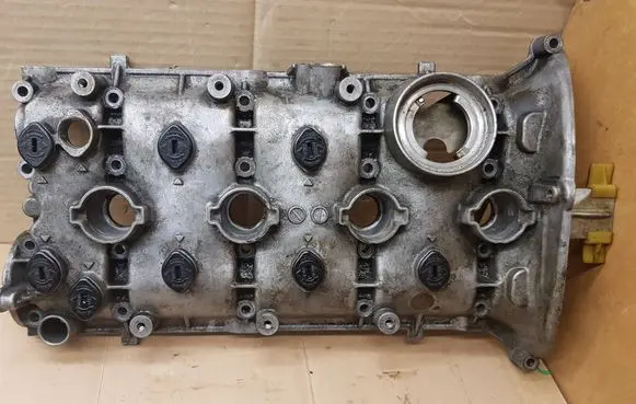 Audi A3 S3 A3 Sportback 8P Rocker cam cover 06H103469D