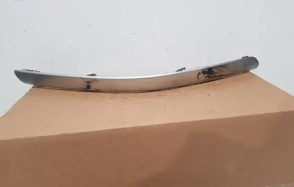 Toyota Avensis T250 Front bumper corner part panel trim 5271205020