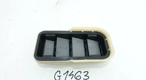 Ford Transit Custom Quarter panel pressure vent B280B63