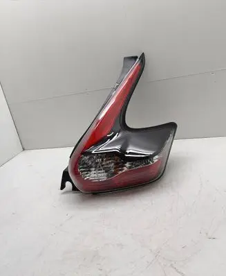 Nissan Juke I F15 Rear/tail lights L90132962
