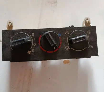 Renault Clio I Climate control unit 9041701917