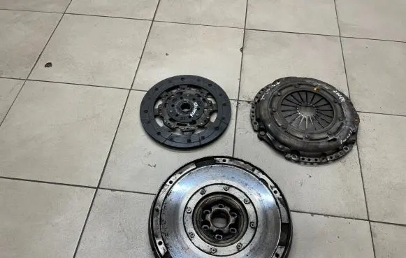 Ford Focus Clutch set kit 3M517550D1D