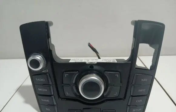 Audi A6 S6 C6 4F Head unit multimedia control 4F0910609E