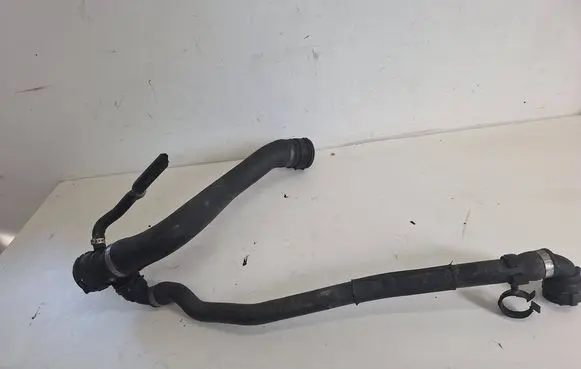 BMW 5 E60 E61 Coolant pipe/hose 