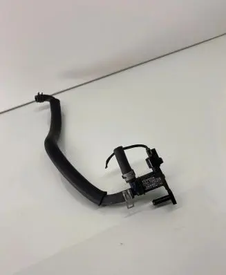 Toyota Avensis T220 Electromagnetic valve 2586022080 1013622190