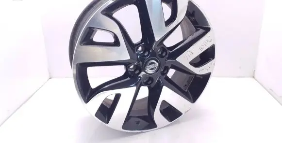 R18 alloy rim