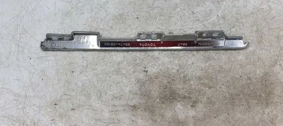 Toyota Avensis T270 Dashboard glove box trim 5547405120