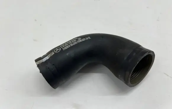 Mercedes-Benz E W213 Engine coolant pipe/hose A6541400560