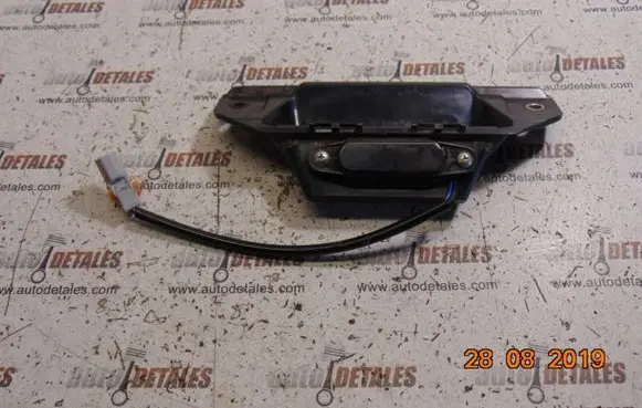 Honda CR-V Tailgate opening switch 