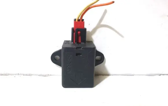 Opel Sintra Airbag deployment crash/impact sensor 10293154
