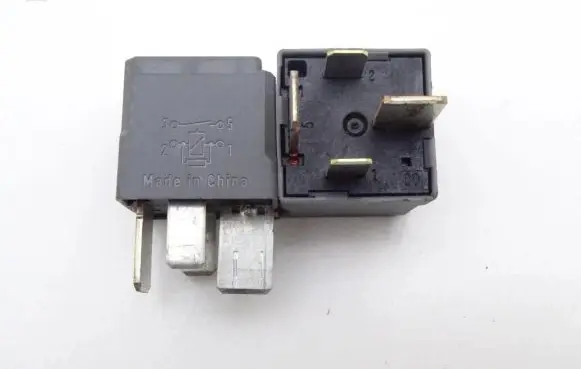 Opel Insignia A Other relay 13500120