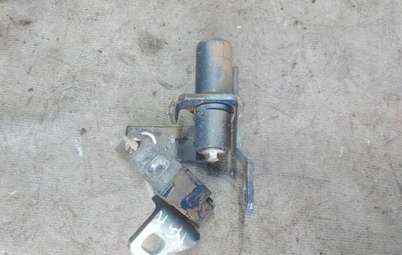 Rear door hinge set
