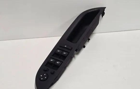 BMW 5 E60 E61 Electric window control switch 9122111 MT105100139