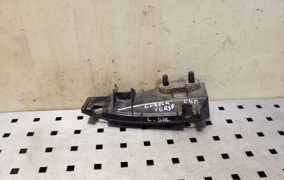 Toyota Corolla Verso AR10 Rear bumper mounting bracket 525630F010