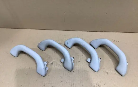 Volkswagen Tiguan A set of handles for the ceiling 1K0857607