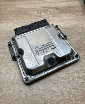 Chrysler PT Cruiser Engine control unit/module ECU P05034035AB 0281011410