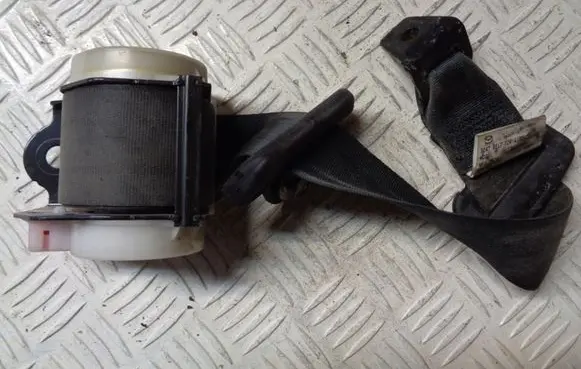 Mazda 2 Rear seatbelt 0436160 T86236T
