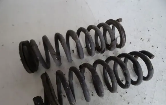 KIA Sportage Rear coil spring