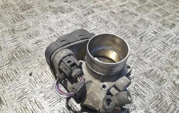 Audi A3 S3 8L Throttle valve 06a133062a